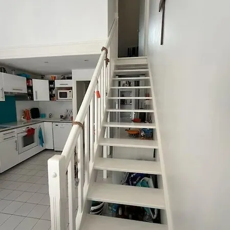 Au Bord De