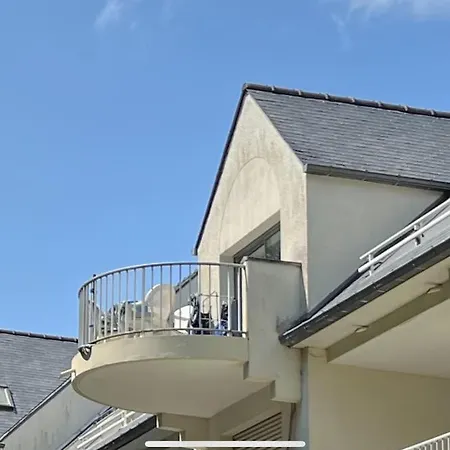Au Bord De Apartment